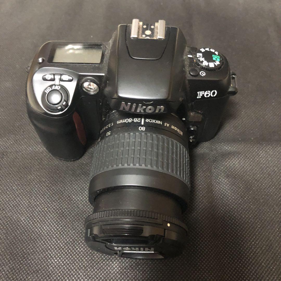 Nikon F60 ブラックボディ　ズームレンズ28mm〜80mm