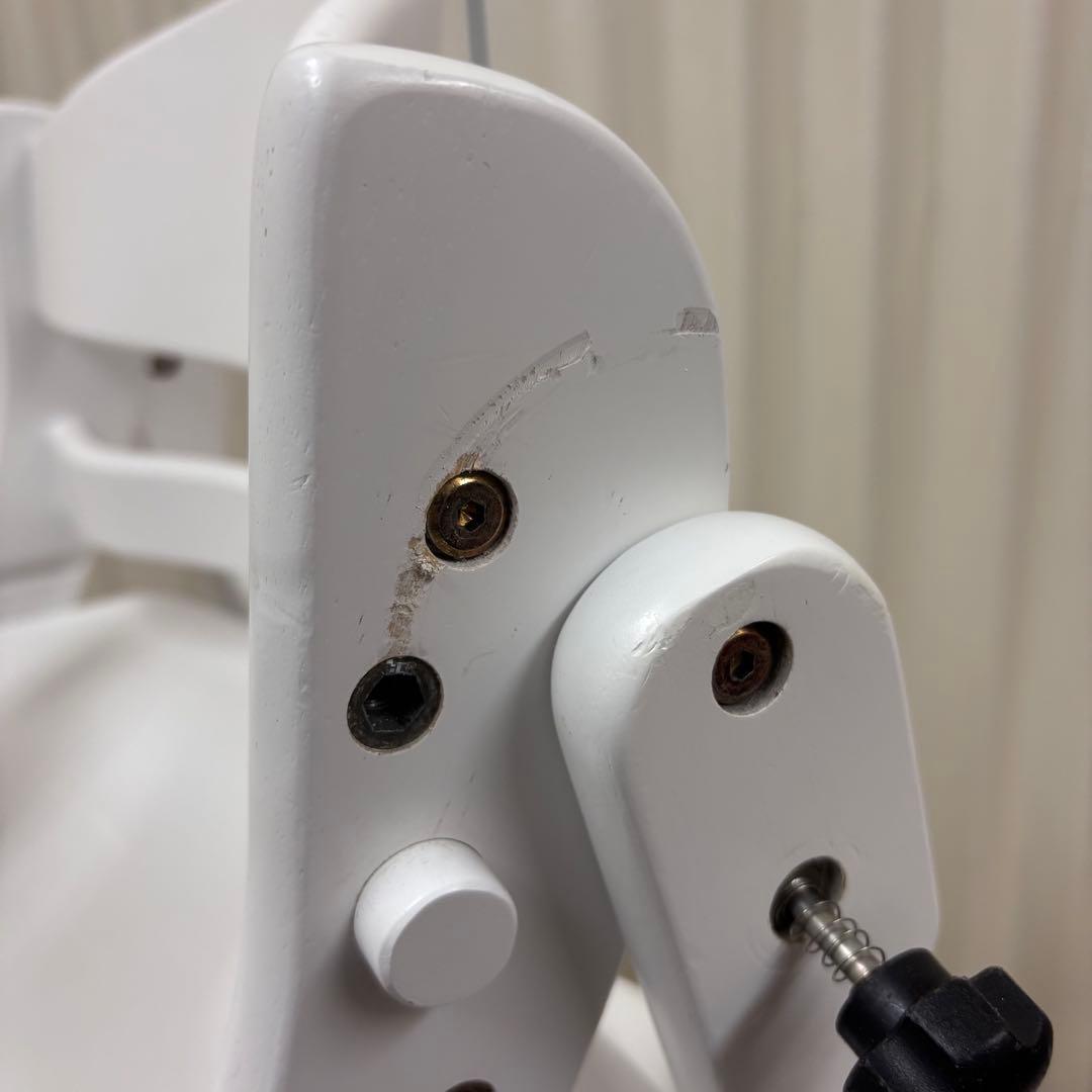 除菌清掃済☆美品☆　大和屋　すくすくチェアイーエヌ　テ―ブル＆ガード付　ホワイト