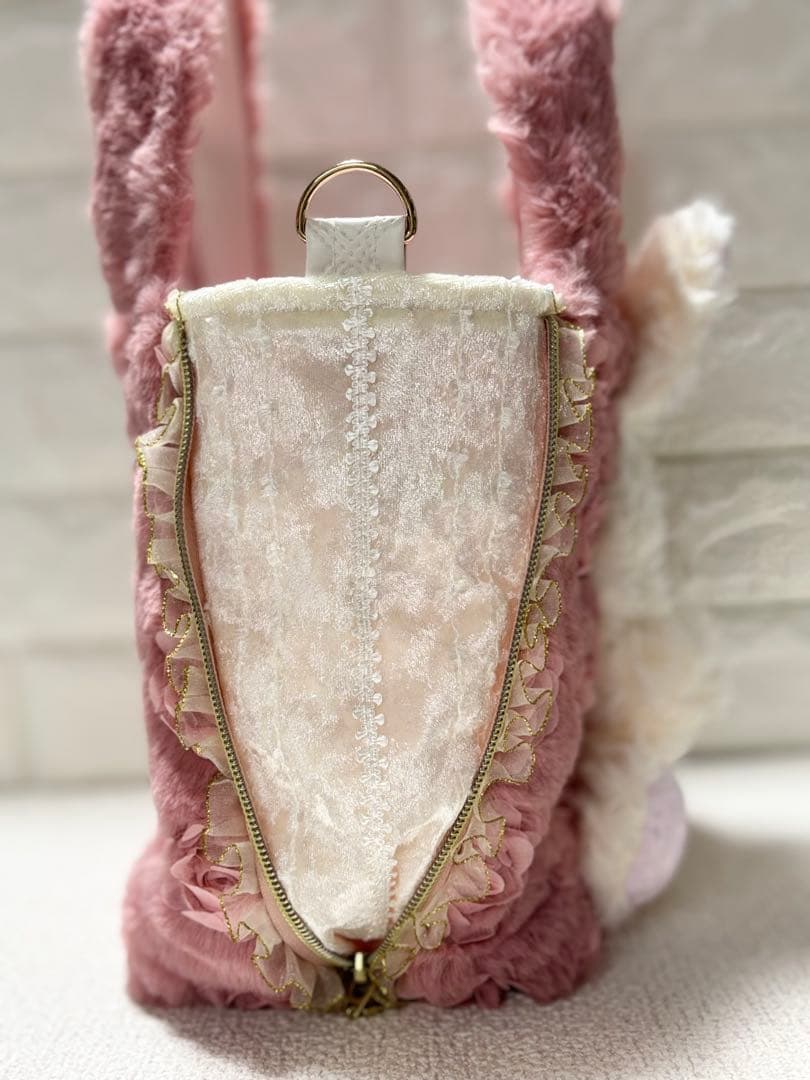 ゆ*ら様 コヤンイサムチョン　サイドファスナーバッグ　ピンクファー　白うさちゃん