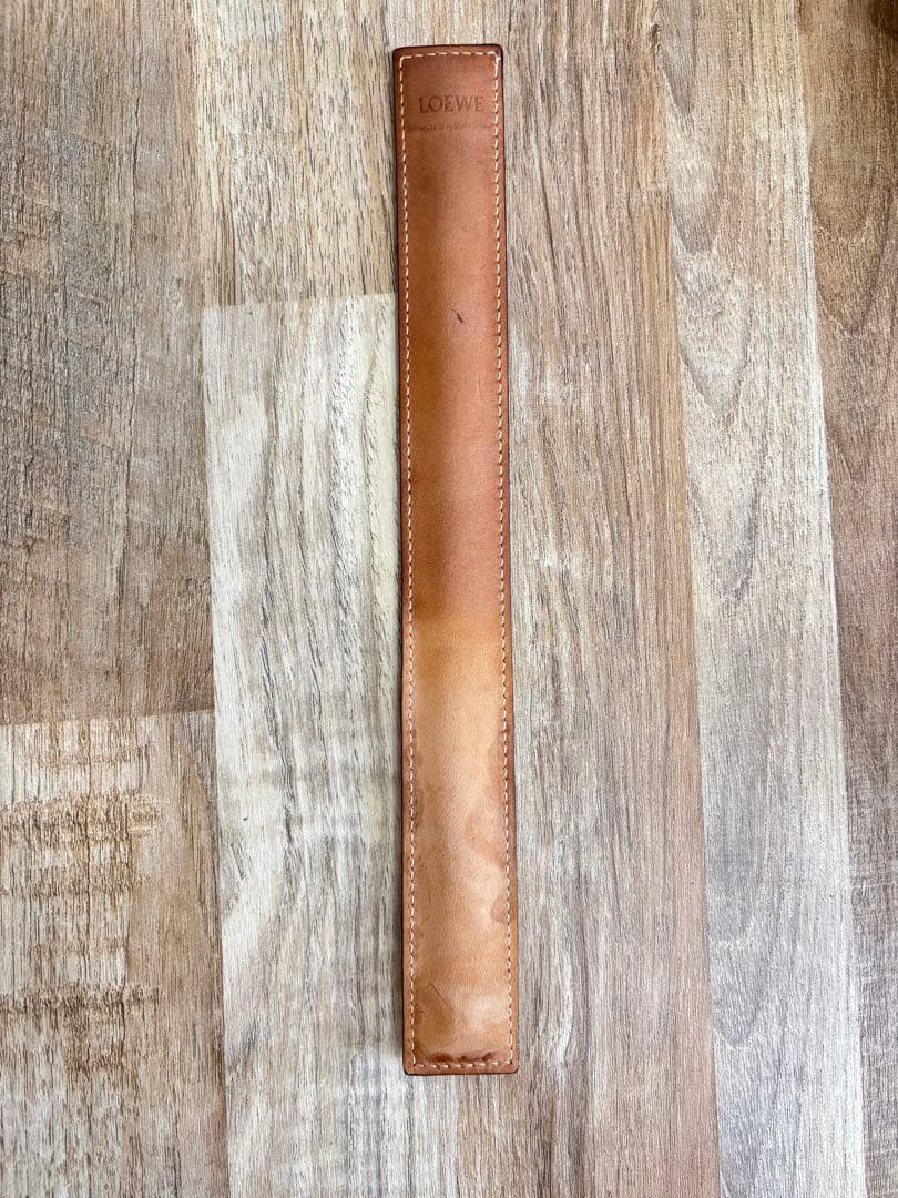 LOEWE レザーバングル【付属品付き】