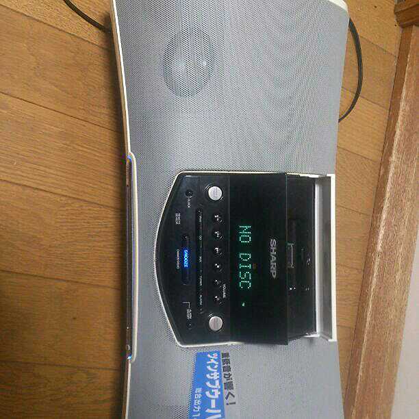 Sharpのツインサブウーハー搭載スピーカーです！