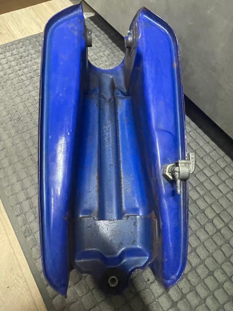 エイプ50 タンク　鍵　コック付き