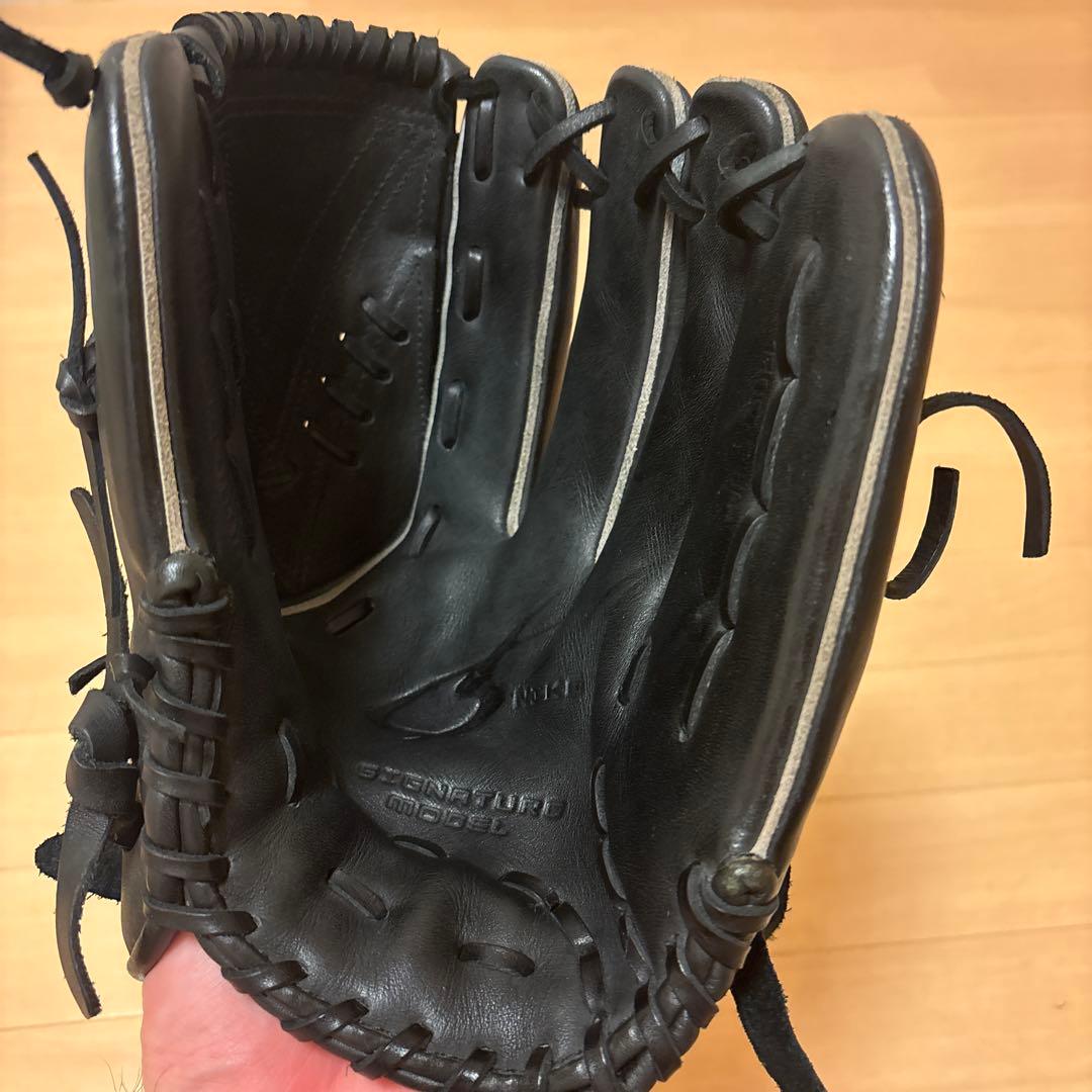 Nike ブラック 軟式グローブ ダルビッシュモデル