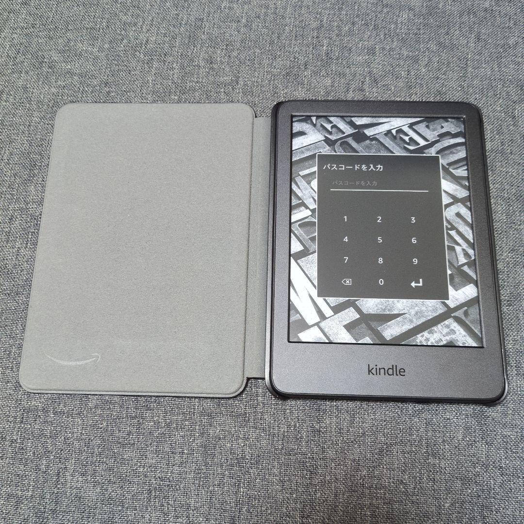 Kindle 11世代 本体と純正カバー