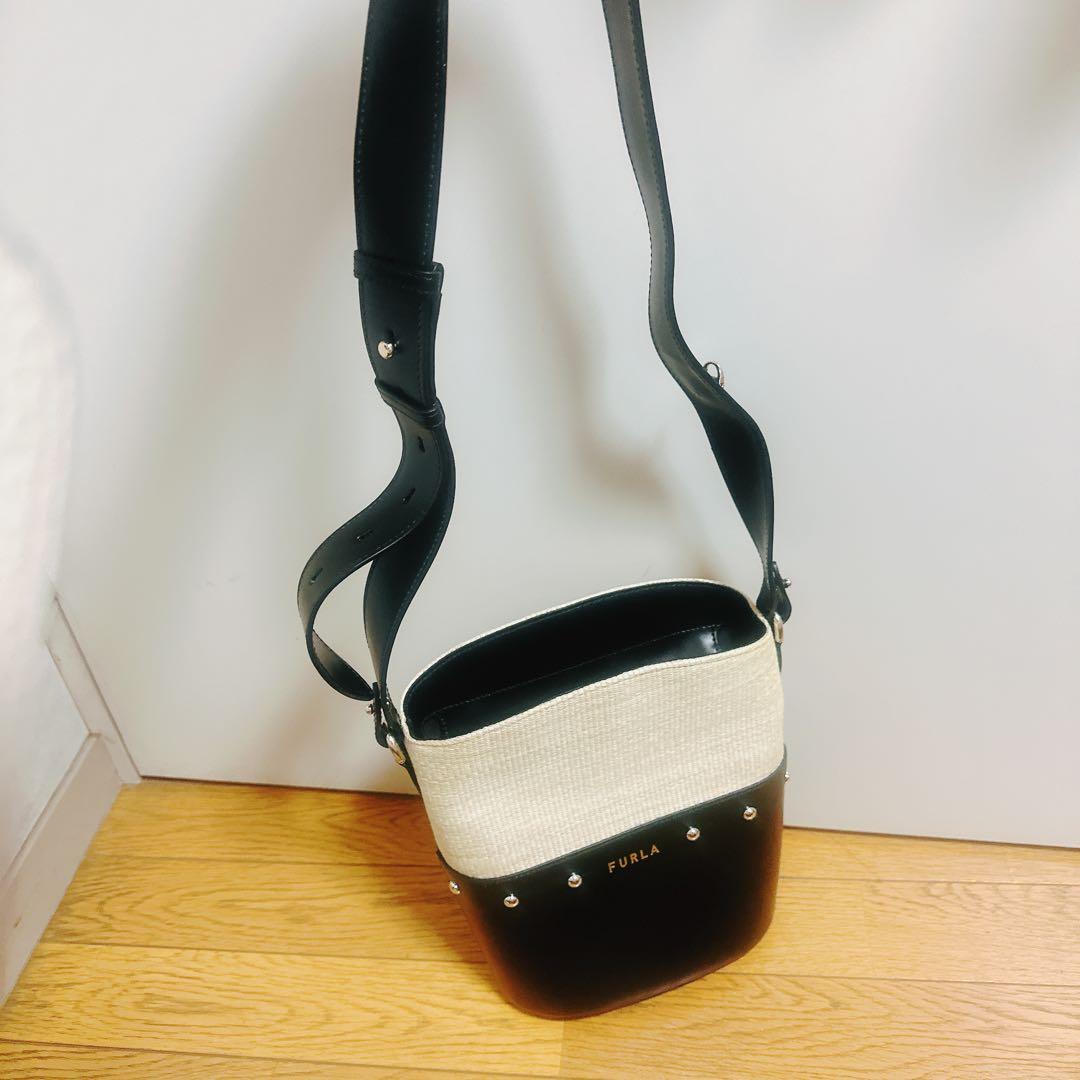 優星FURLA かごバッグ