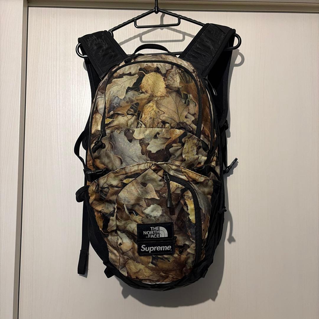 The North Face × Supreme バックパック