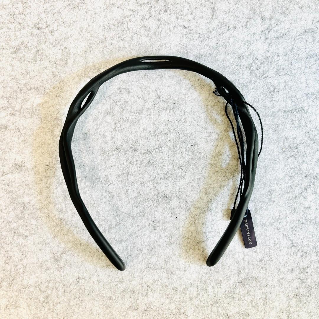 プラダ カチューシャ ヘアバンド　ブラック　ユニセックス　PRADA