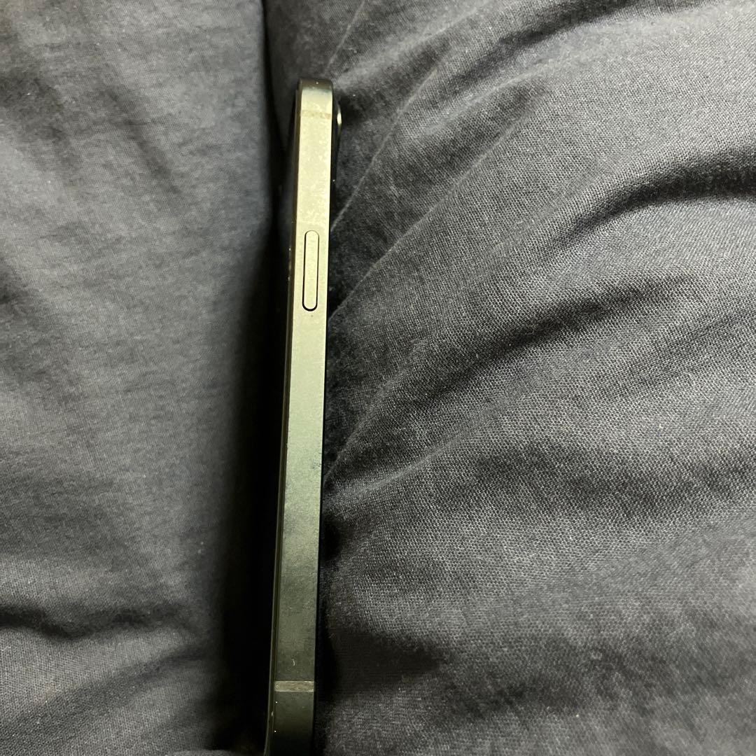 iPhone 13 SIMフリー　128GB ミッドナイト