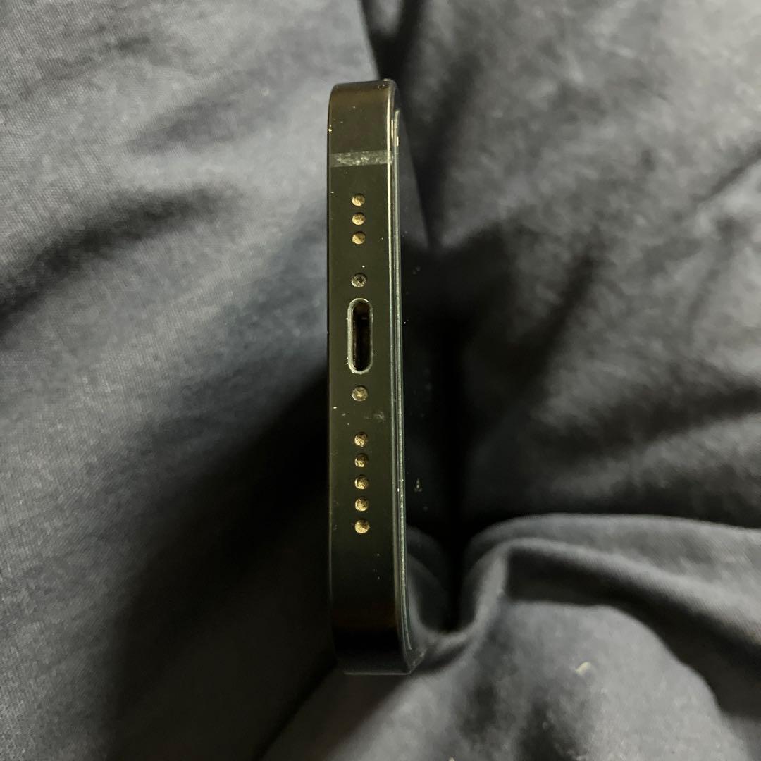 iPhone 13 SIMフリー　128GB ミッドナイト