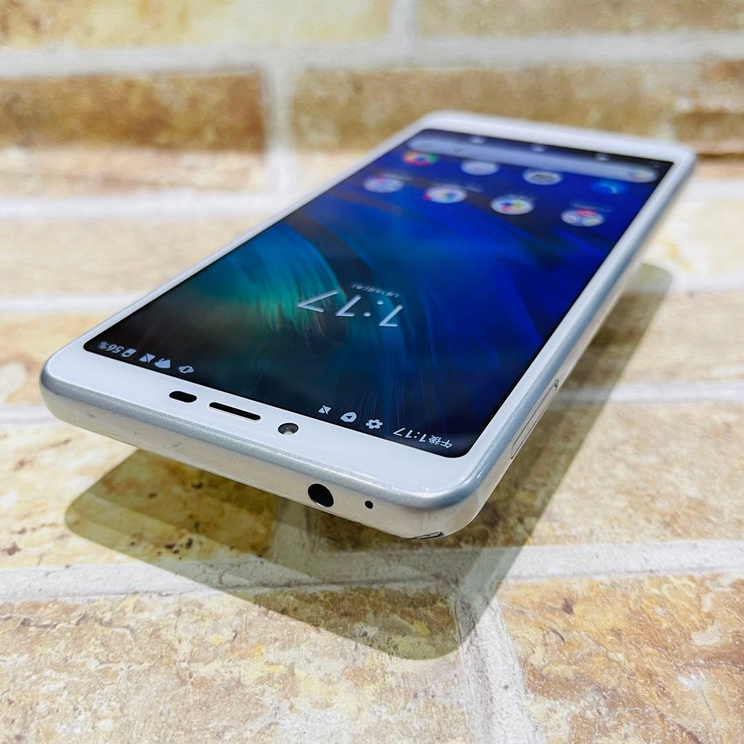 SIMフリー ZTE Libero S10 32GB ホワイト 電池良好