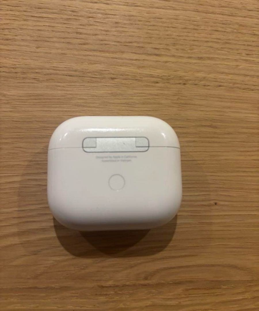 AirPods 第3世代　Lightning端子
