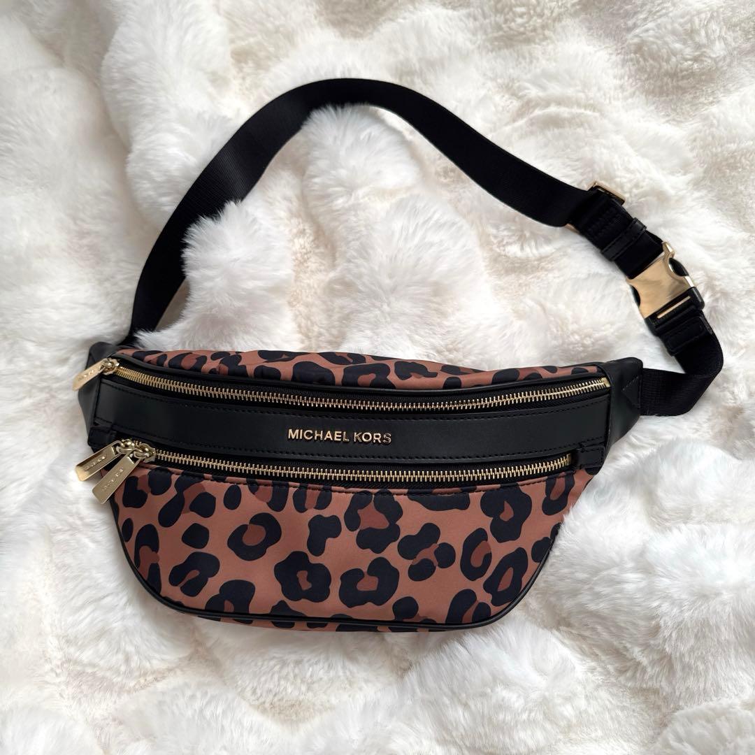 MICHAEL KORS マイケルコース ショルダー　ボディバック　レオパード