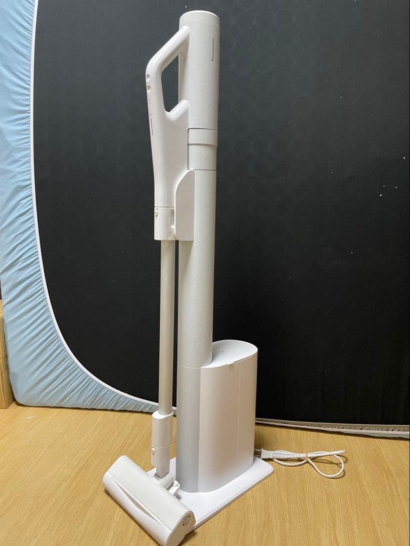 美品　パナソニック MC-NX700K コードレス セパレート 掃除機