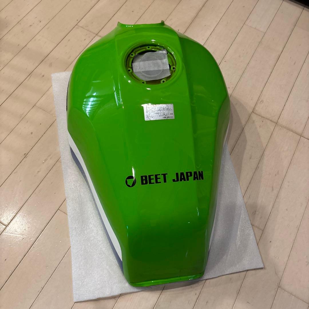 KAWASAKI ZRX400 ガソリンタンク