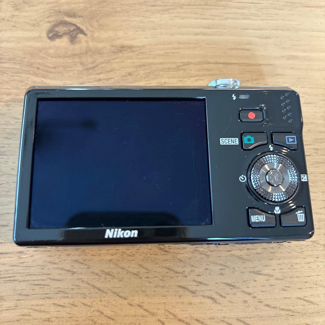 デジタルカメラ Nikon COOLPIX S6000