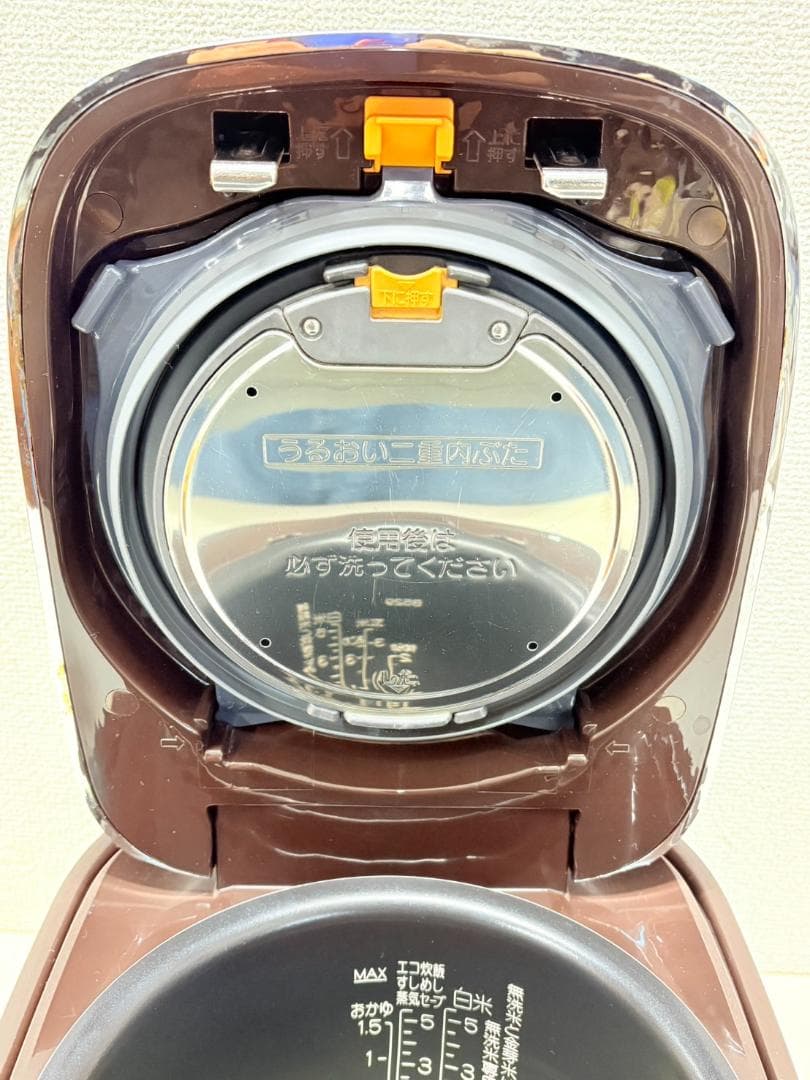 象印2019年製5.5合IH炊飯器（NW-JT10）