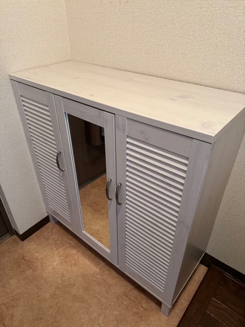 ニトリ　木製シューズラック ミラー付きライトグレー