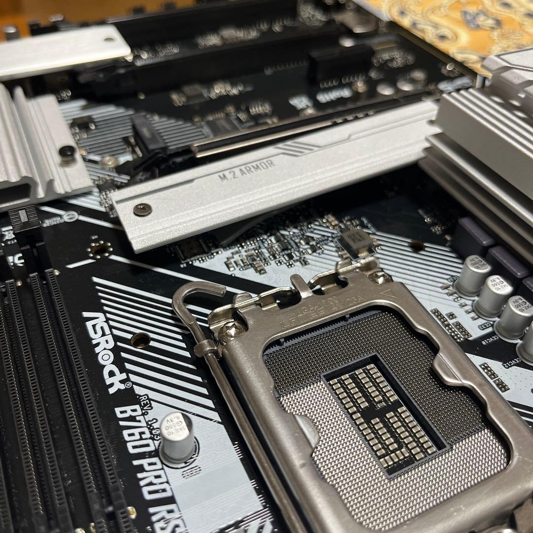 【動作品】ASRock B760 Pro RS マザーボード 本体のみ 半年使用