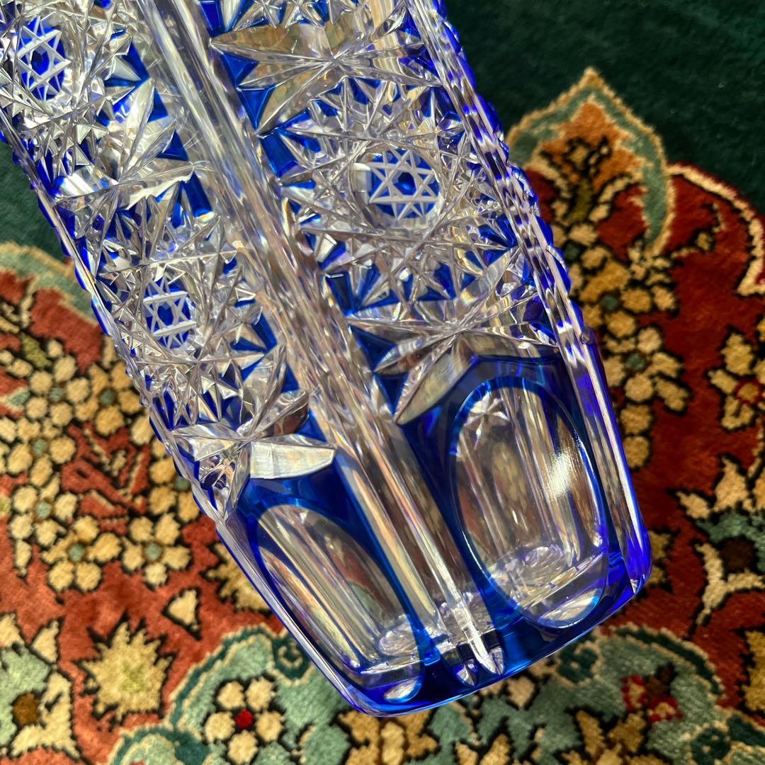 最終値下げ 新品KAMAY カメイガラス 薩摩切子ルリ色被せガラス花瓶　江戸切子