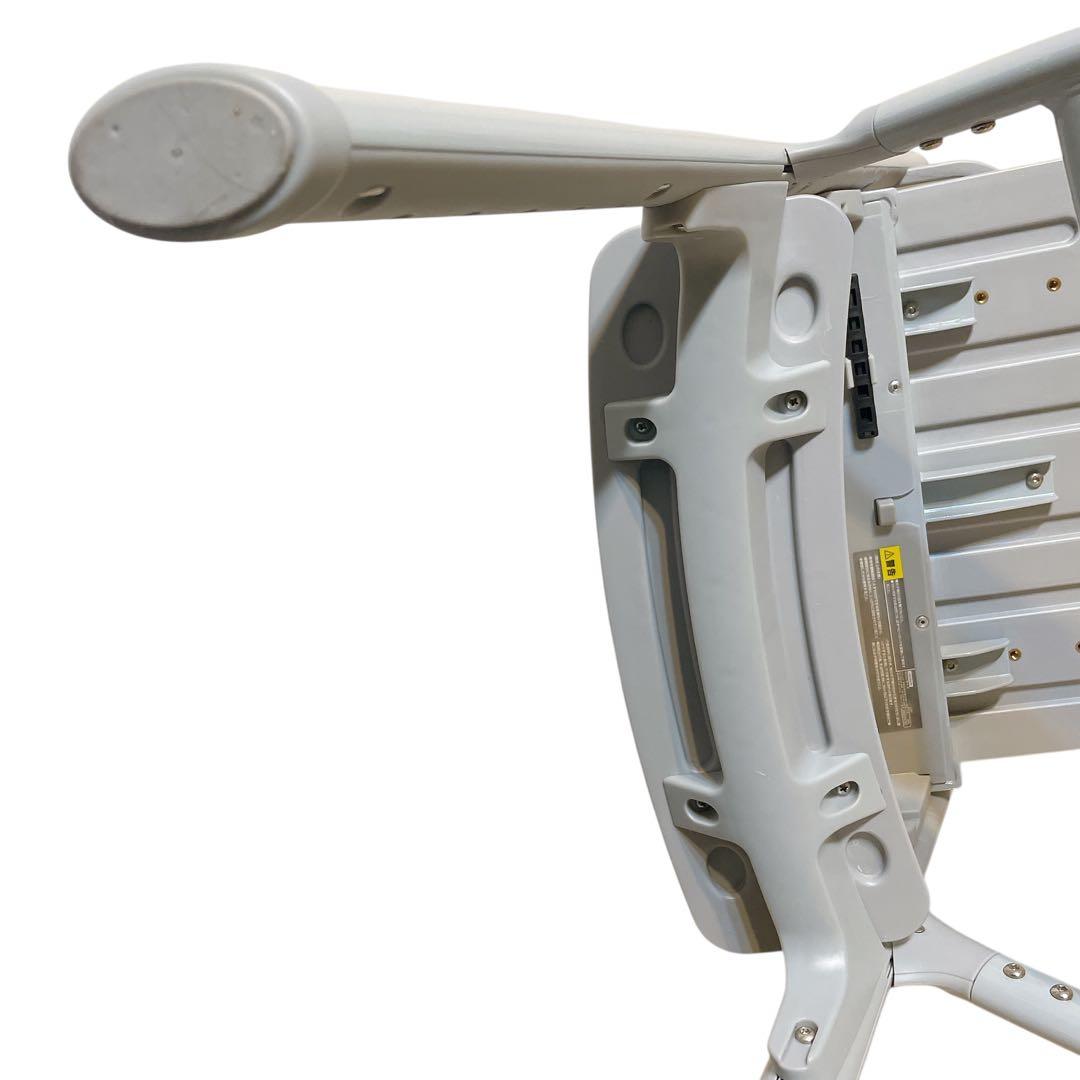 ヤトミ　ノウス　ベビーチェア　グレー　yatomi novus ハイチェア