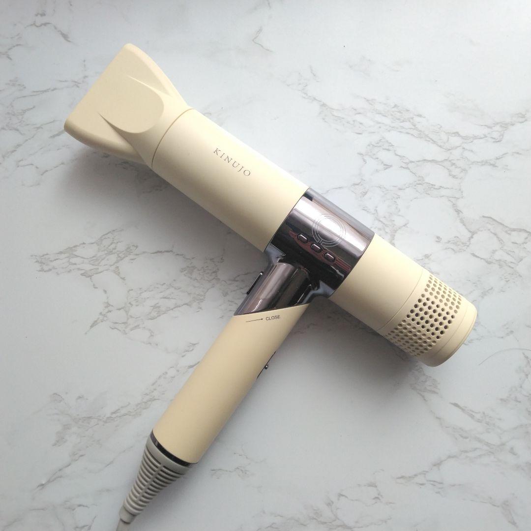 最新版　フルセット　絹女　KINUJO　KH301　ドライヤー