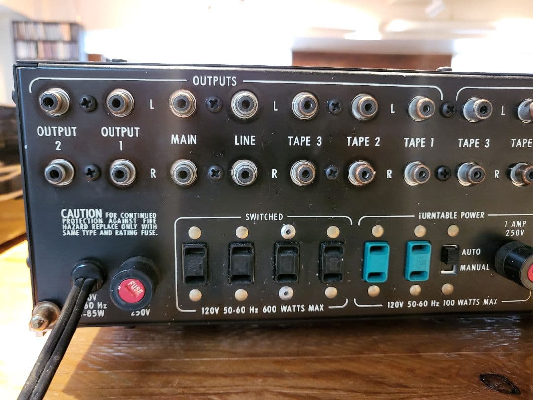 McIntosh マッキントッシュ C32 プリアンプ 【動作品】