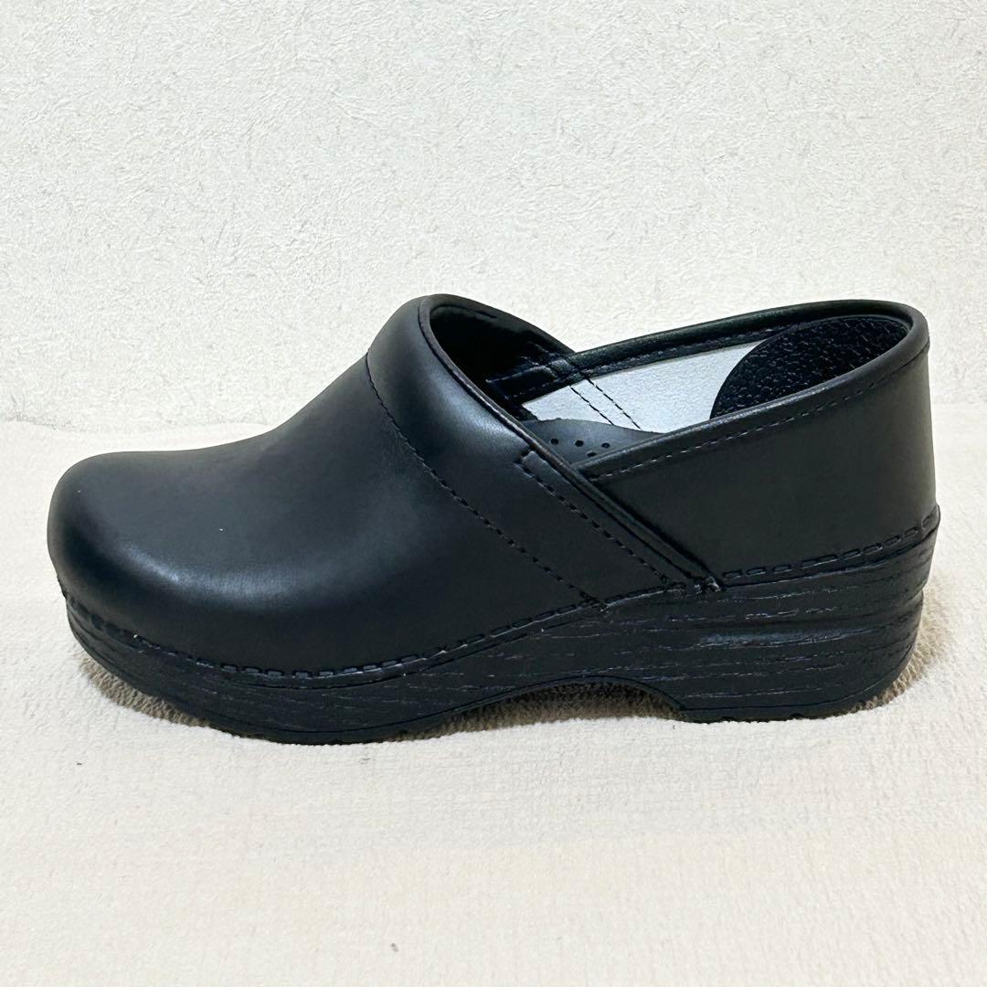 ✨未使用✨ 【dansko】 プロフェッショナ ルクロッグサンダルオールレザー