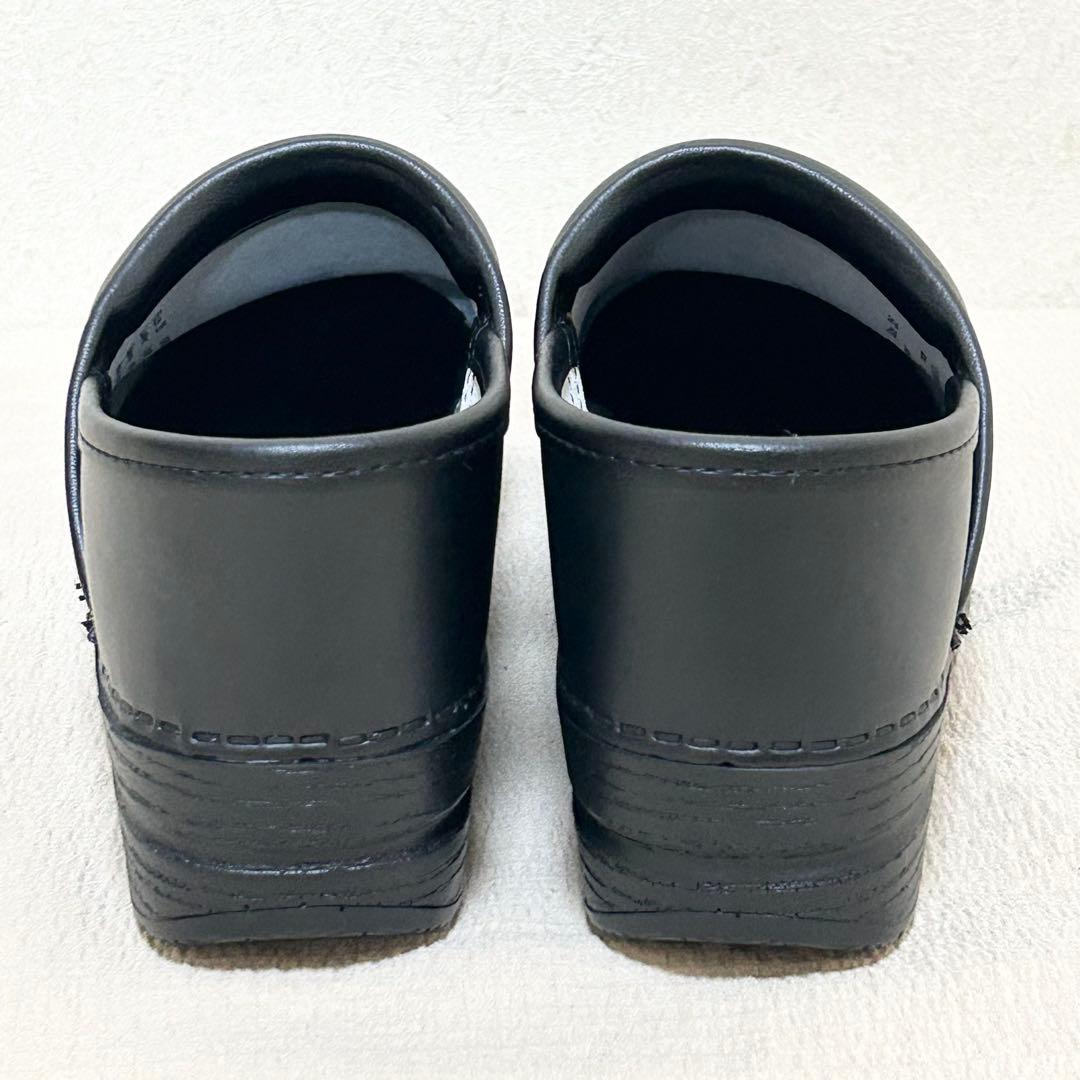 ✨未使用✨ 【dansko】 プロフェッショナ ルクロッグサンダルオールレザー