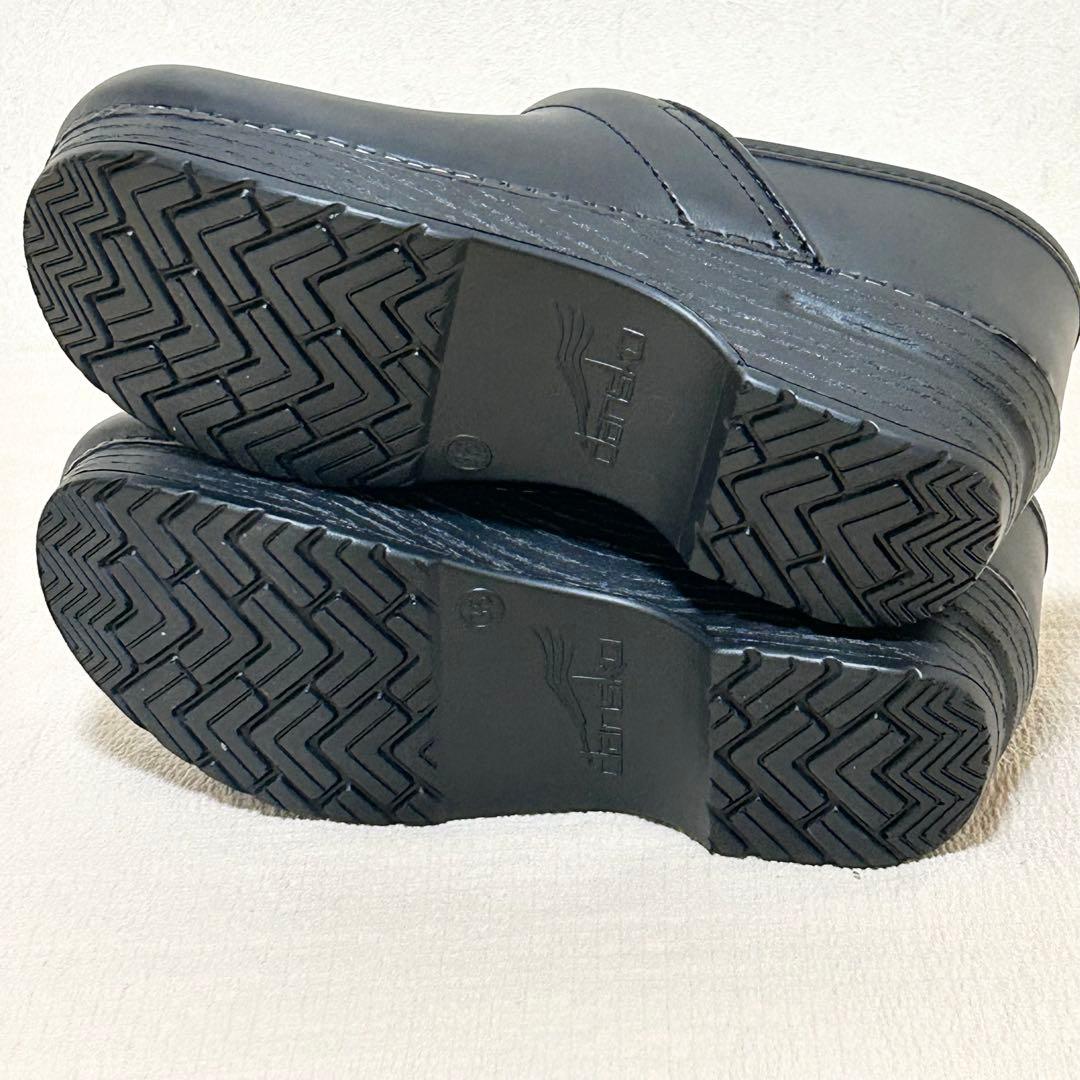 ✨未使用✨ 【dansko】 プロフェッショナ ルクロッグサンダルオールレザー