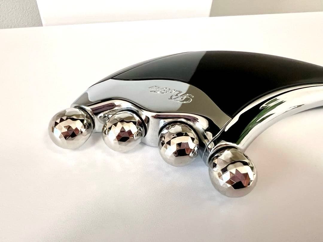 ReFa4CAXA リファフォーカッサ　美顔器ローラー