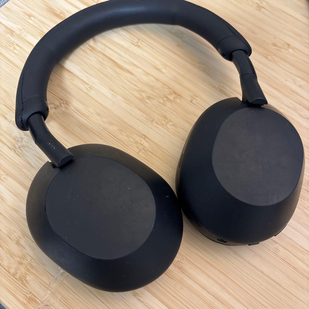 SONY WH1000XM5（中古・一部故障）