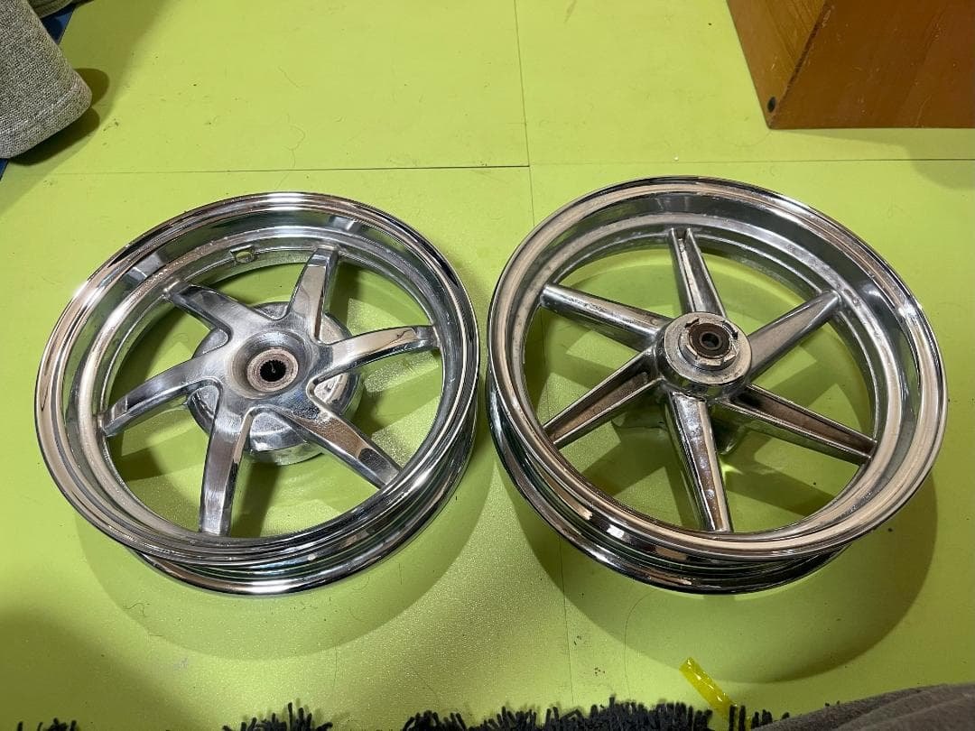 ライブディオ　メッキホイール　AF34　AF35　ZX