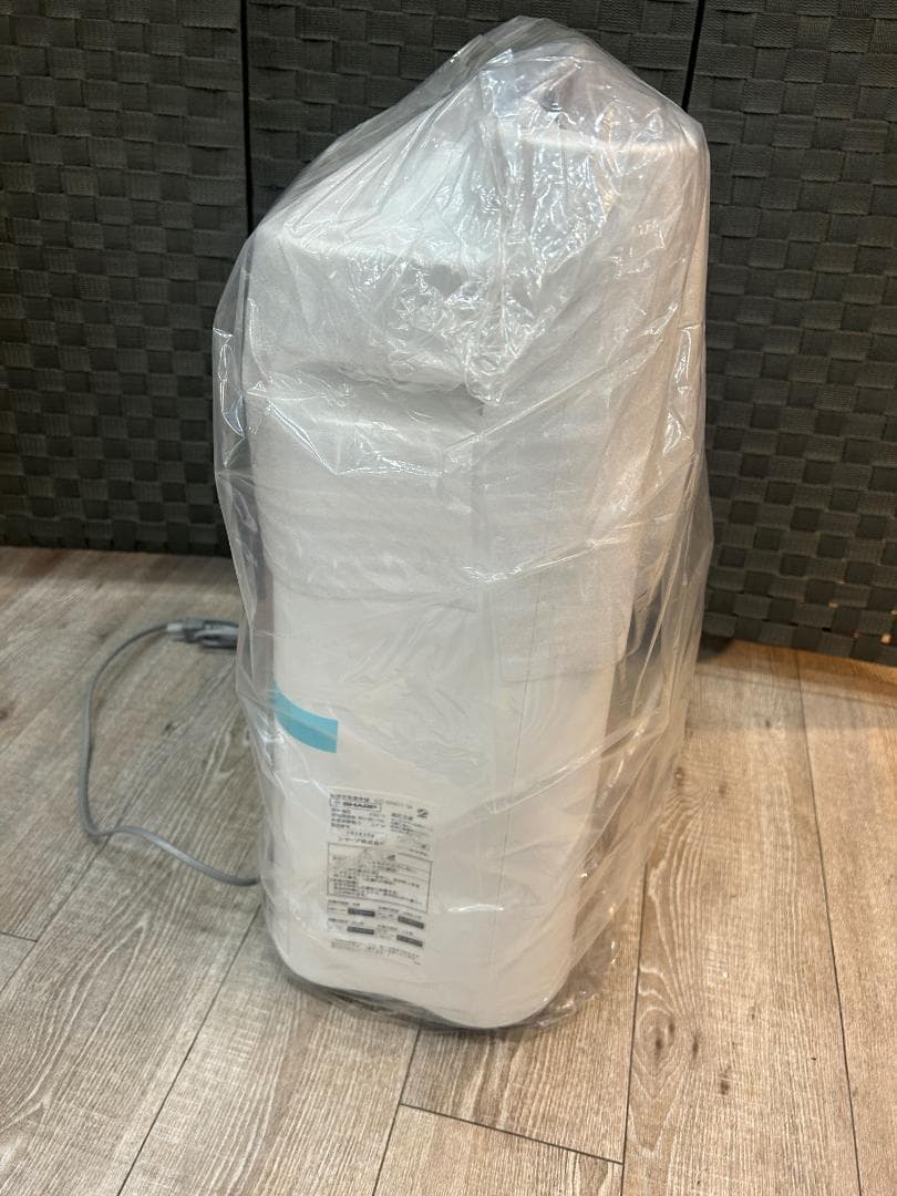 【未使用品】SHARP シャープ 加湿空気清浄機 KC-M401-W