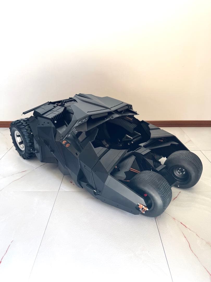 バットモービル「ダークナイト」ムービー・マスターピース 1/6