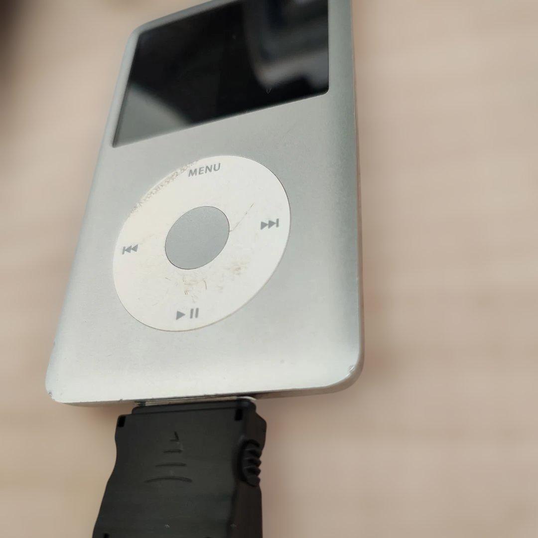 iPod classic 120GB　シルバー ジャンク