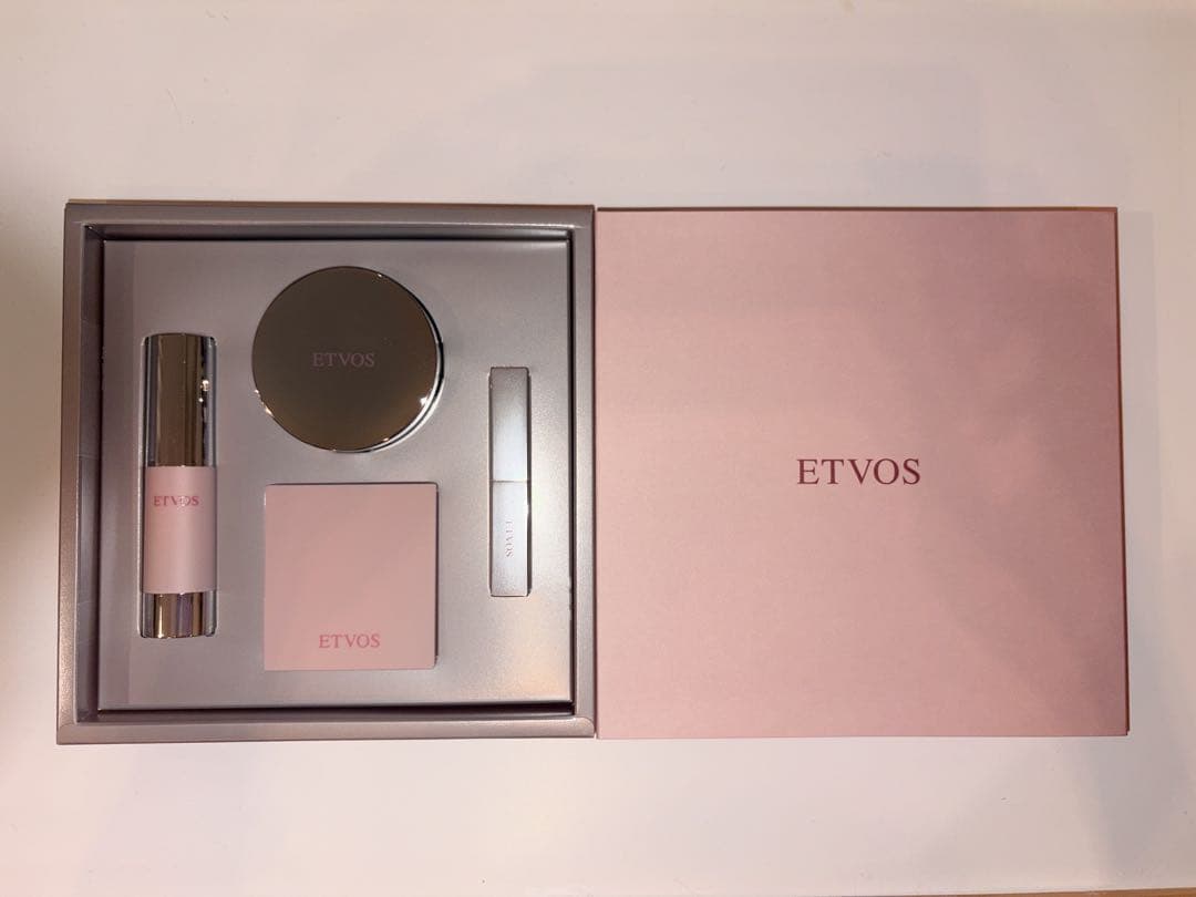 ETVOS ホリデーコフレ 予約特典ポーチ付き