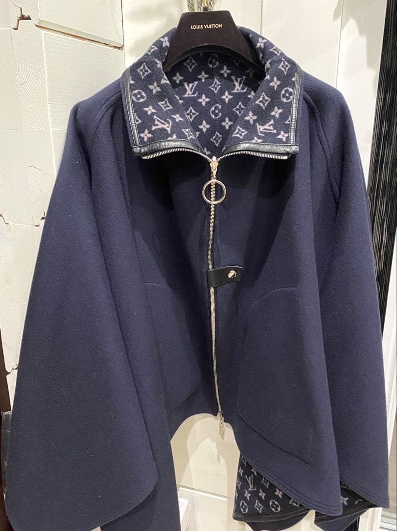 ルイヴィトン　ケープコート モノグラムロゴ　リバーシブル　極美品