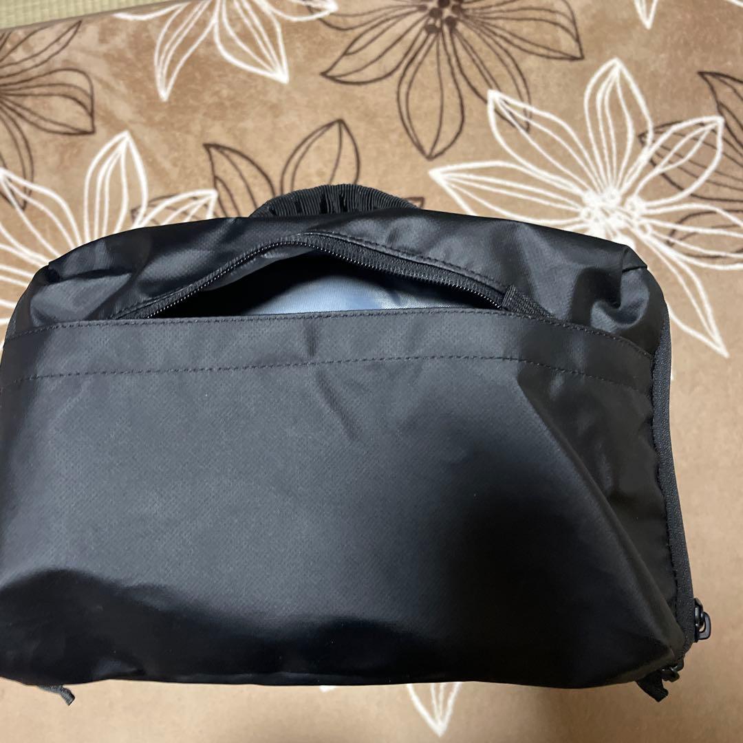 アンダーアーマー　ターポリンバックパック40L