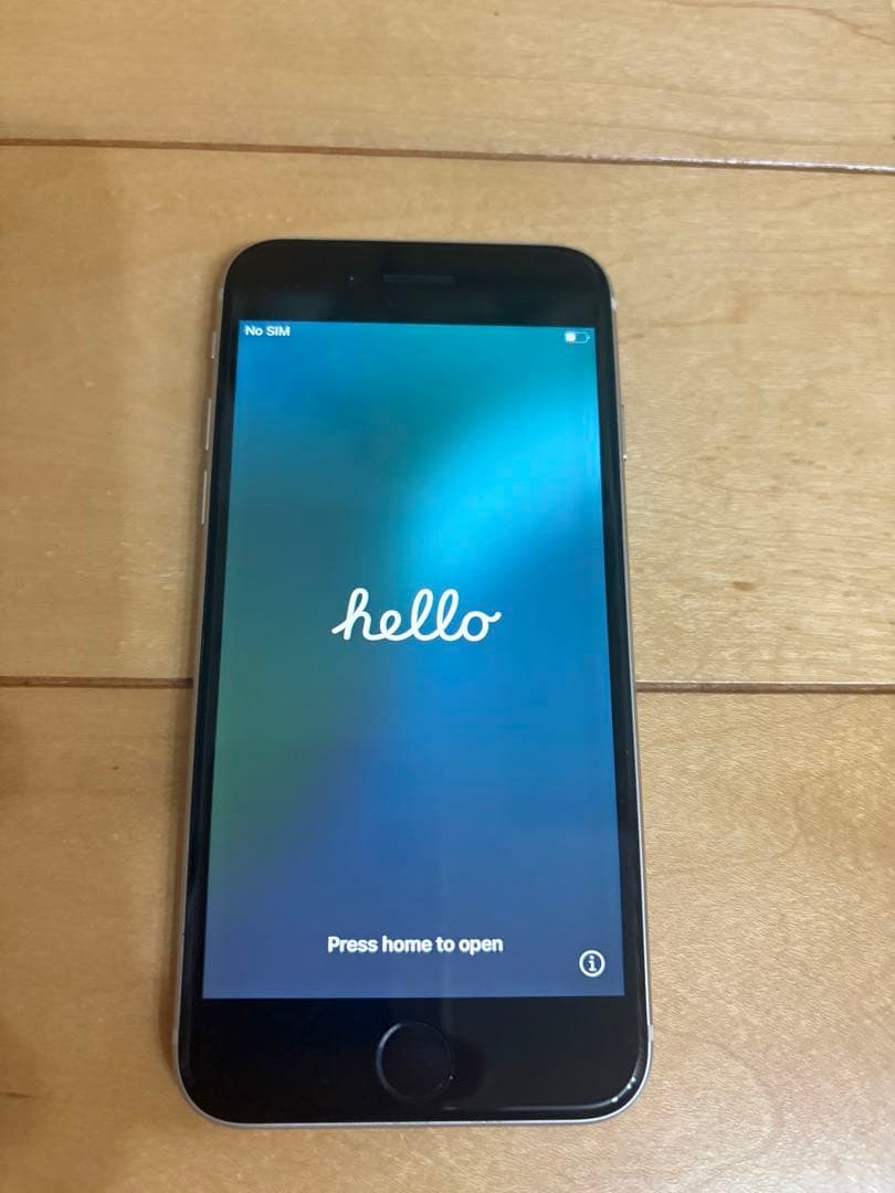 Apple iPhone SE (第3世代) スターライト