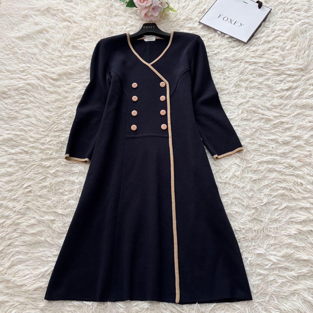 フォクシー　ウール100%ダブルボタンパイピングフレアワンピース　紺　L相当