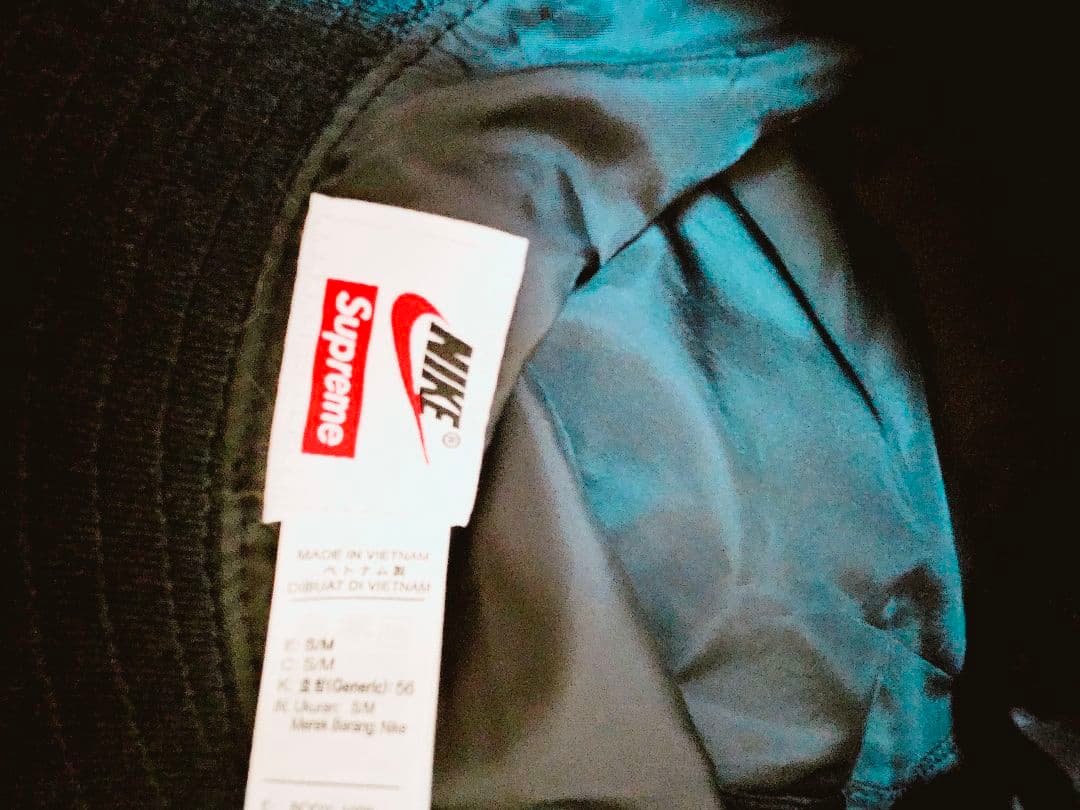 【未使用】NIKE×supreme バケットハット 黒