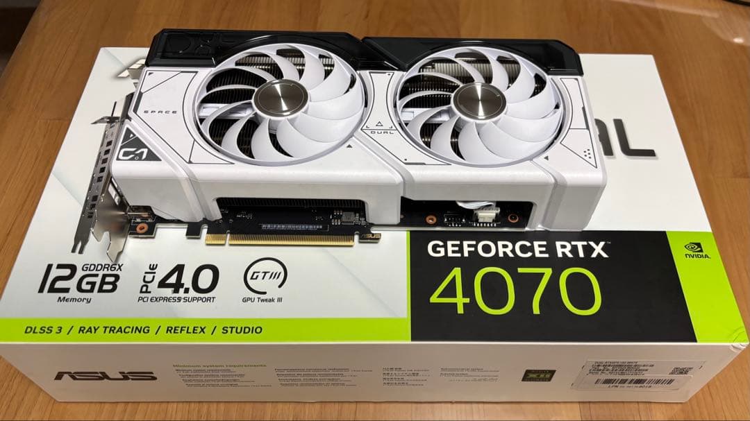 ASUS GEFORCE RTX 4070 12GB (3/16まで出品)