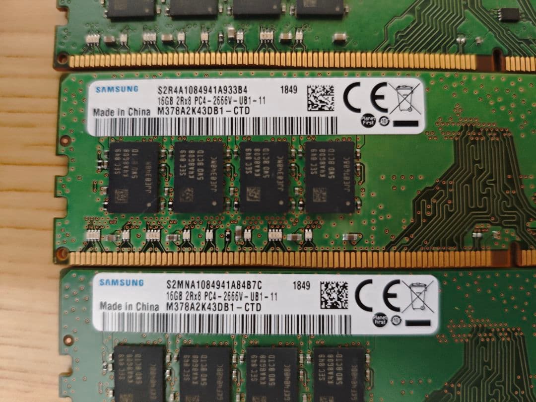 SAMSUNG DDR4 16G×4個　合計64G 動作確認　デスクトップ用