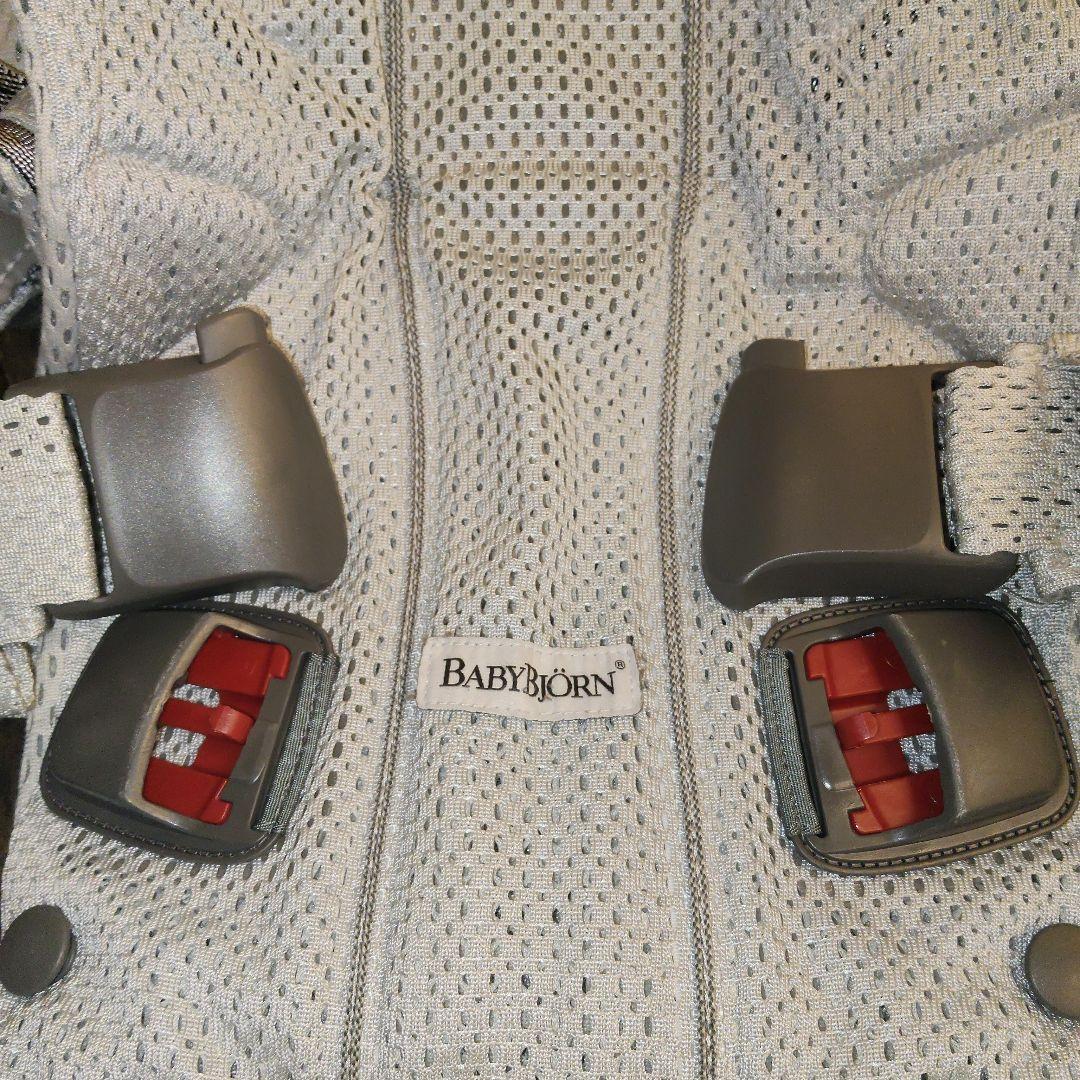【美品】BABYBJORN ONEKAI Air ワンカイエアー シルバー