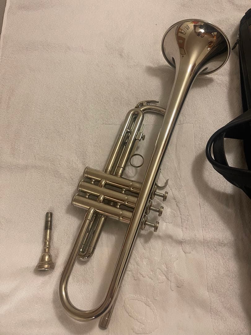 YAMAHA YTR136トランペット