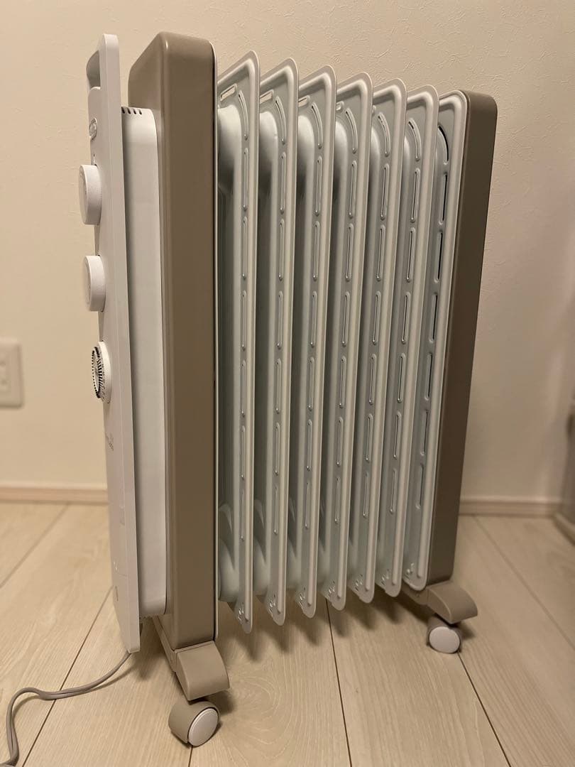 デロンギ オイルヒーター RHJ21F0812-WH [カモミールホワイト]