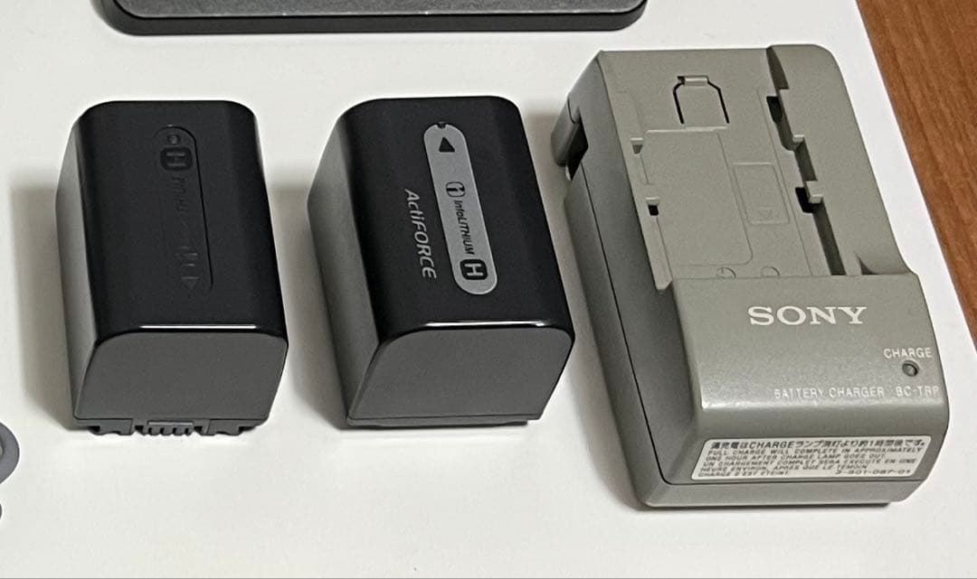 SONY ハンディカム ビデオカメラHDR-CX12 フルセット付属品多数 美品