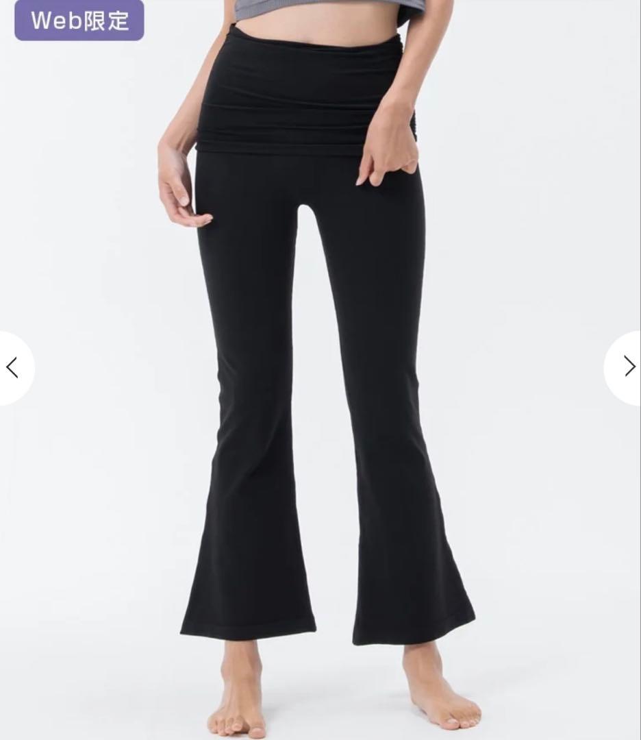 【SUKALA】ルーシュドウエストフレアレギンス　Sサイズ