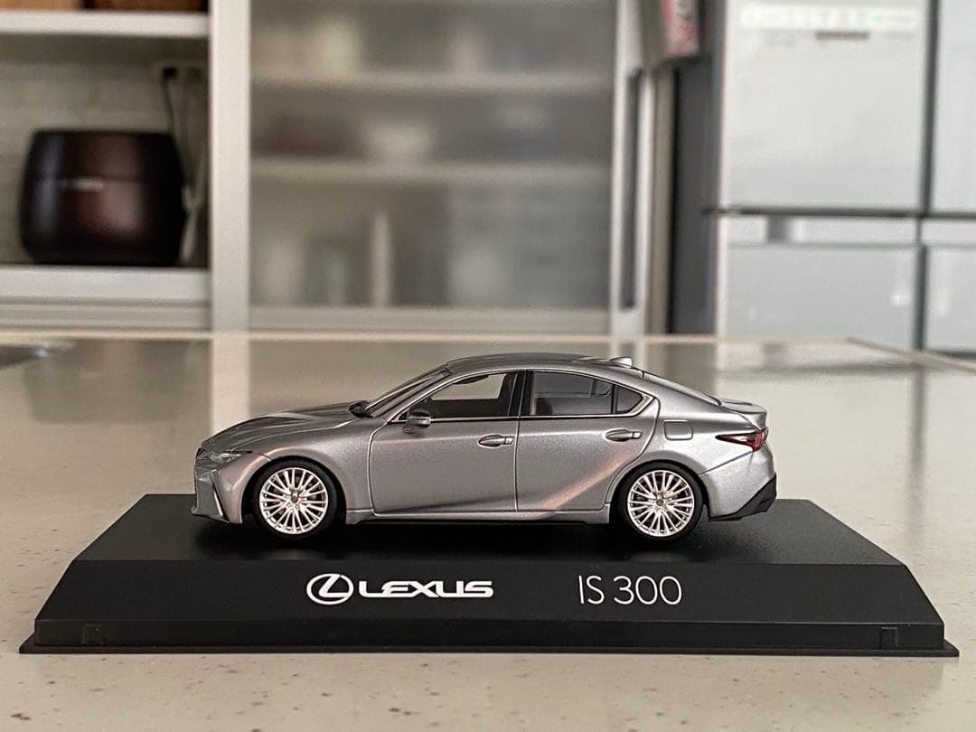 京商　1/43ミニカー　IS300
