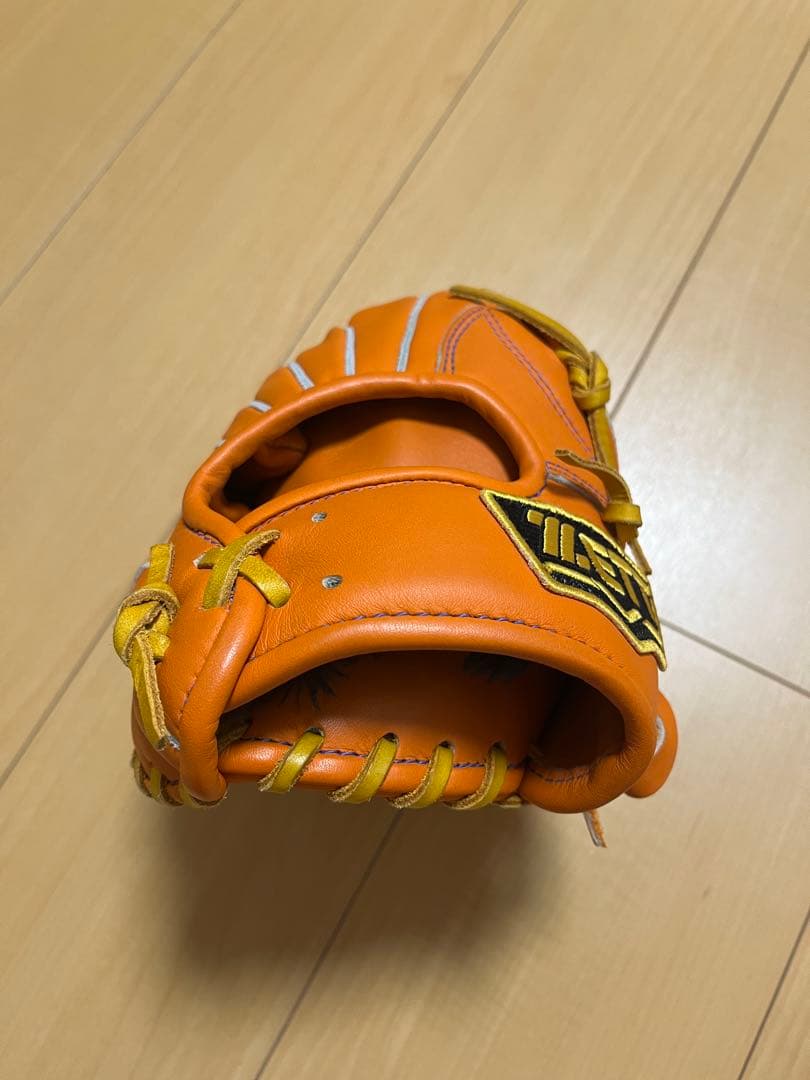 西武ライオンズ　源田壮亮選手　軟式グローブ